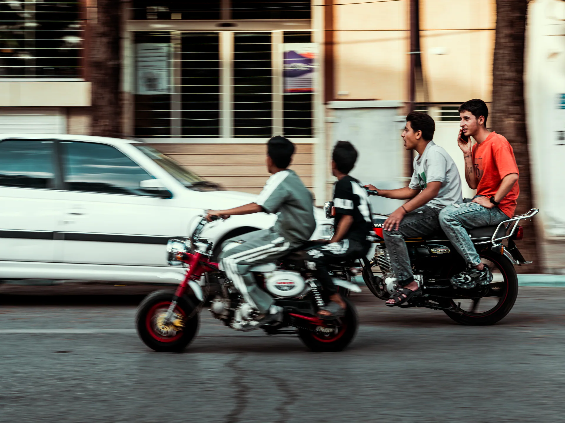Documentary, D.025